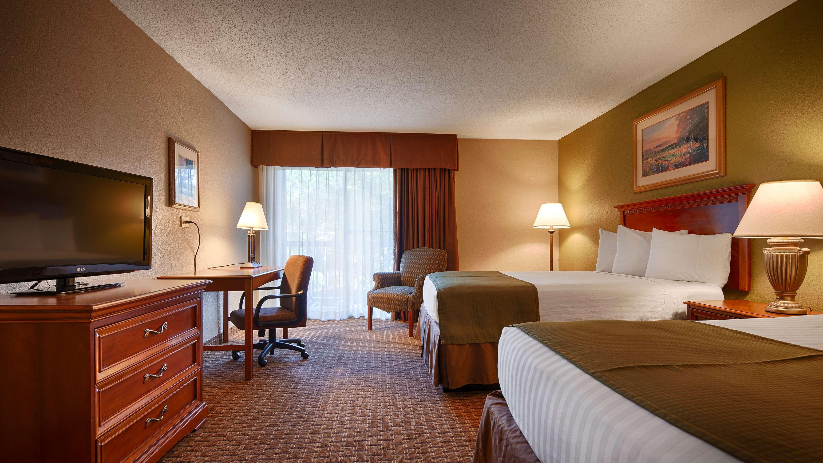 Surestay Plus Hotel By Best Western Raleigh North Downtown Экстерьер фото