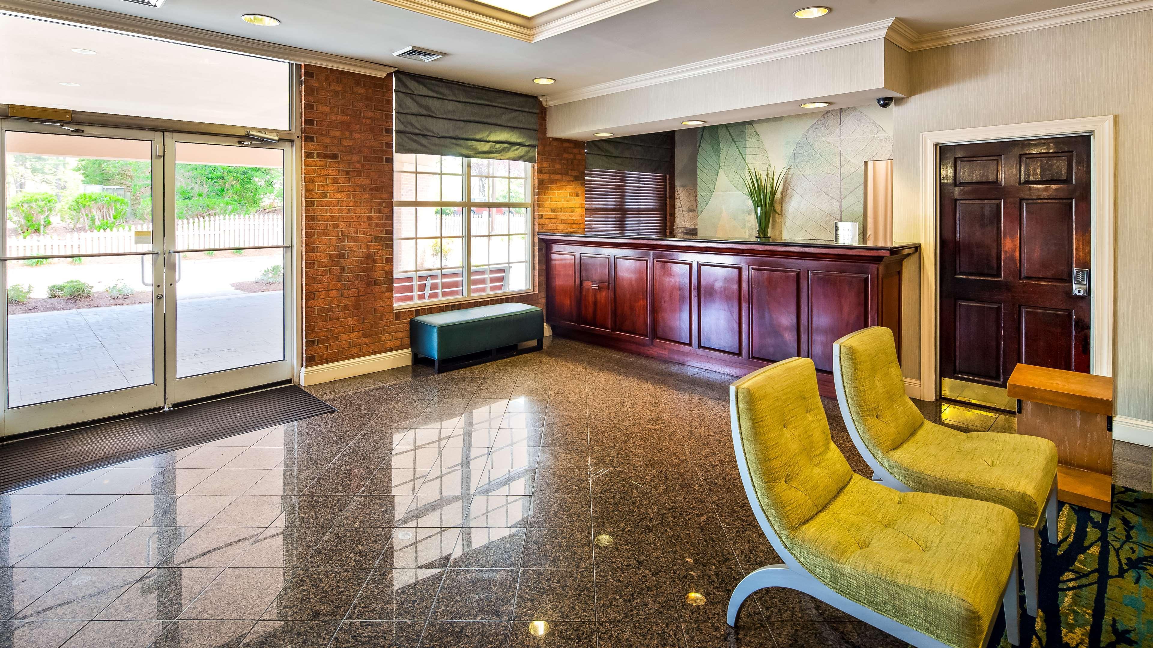 Surestay Plus Hotel By Best Western Raleigh North Downtown Экстерьер фото